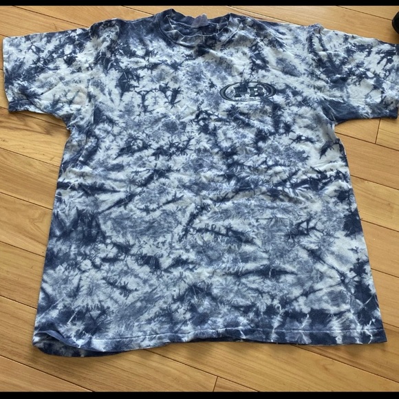 Tshirt - Picture 2 of 3